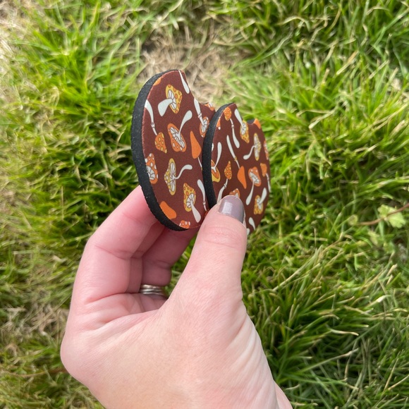 Groovy Mushroom Car Coaster Set | Car Accessories - Picture 3 of 11